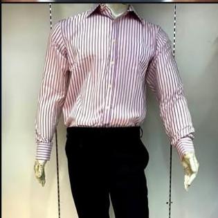 Camisa vermelha em promoção