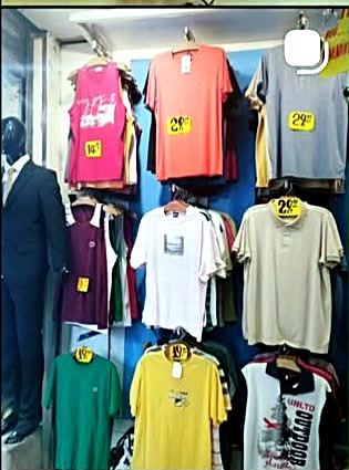 Camisetas variadas